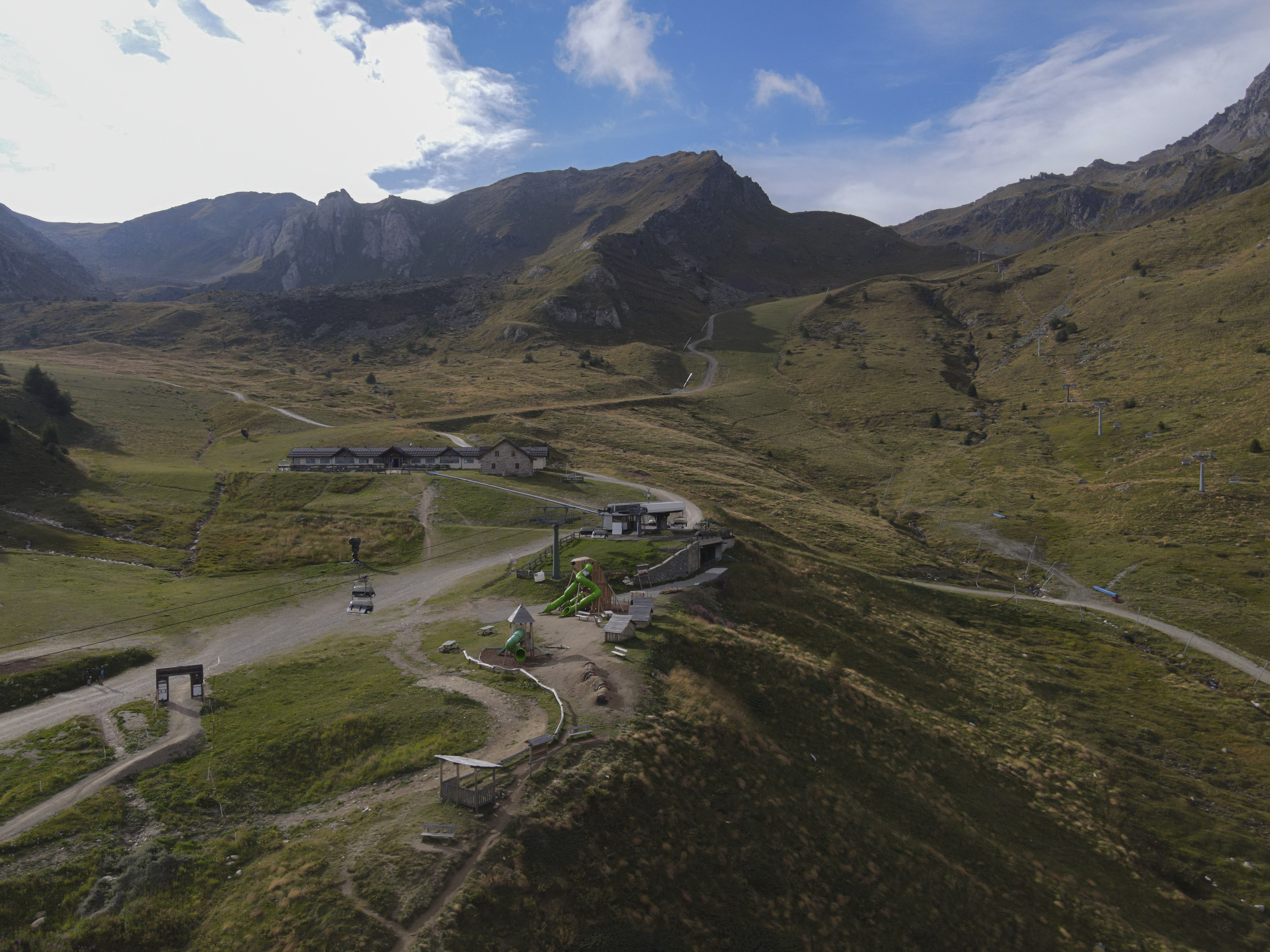 Photo Mariotti Mauro2022 DJI 0658 PONTEDILEGNO TONALE Villaggio Delle Marmotte