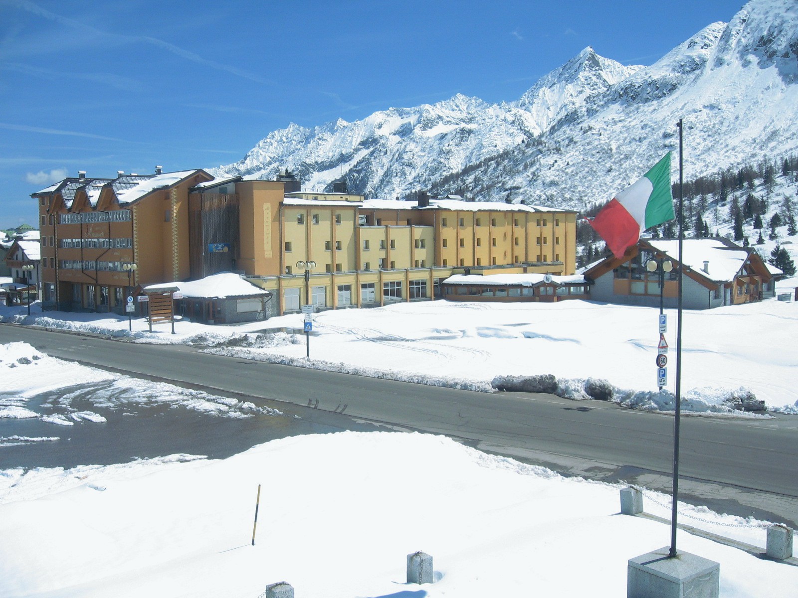 Miramonti Esterno Inverno